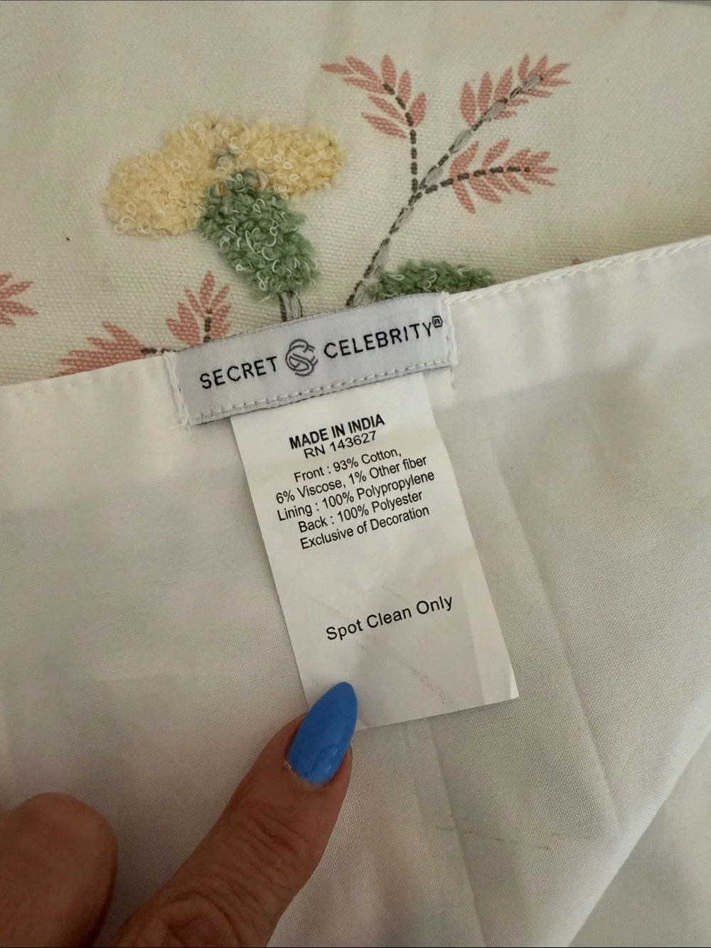 Secret Celebrity wild flower table runner